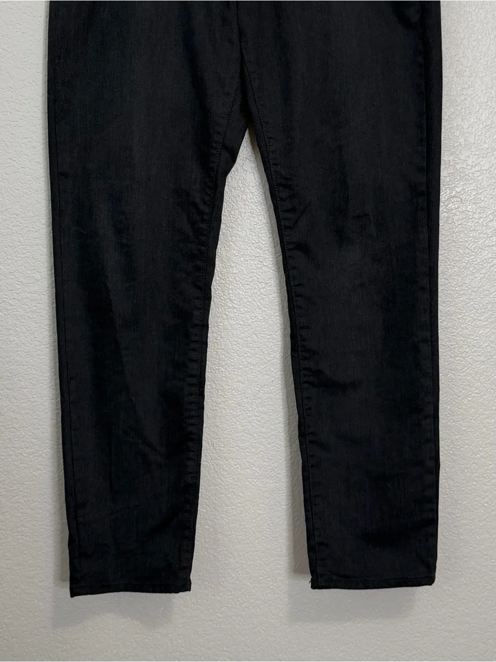 Banana Republic Men's Travel Jean Charcoal Gray Athletic Fit, Size 34 x 32
